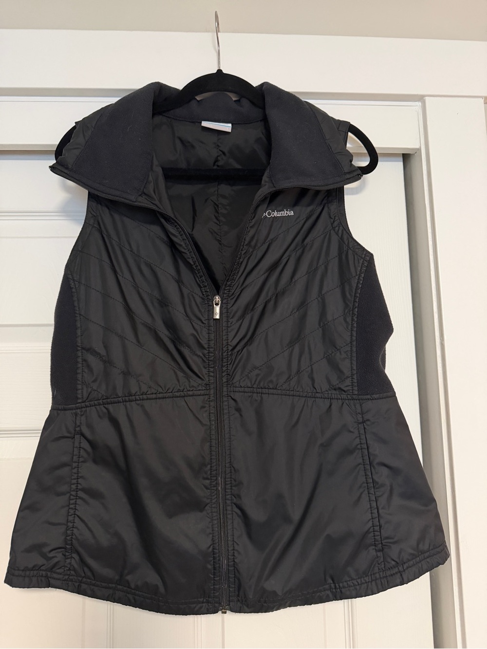 Columbia Black Quilted Lightweight Women's Vest